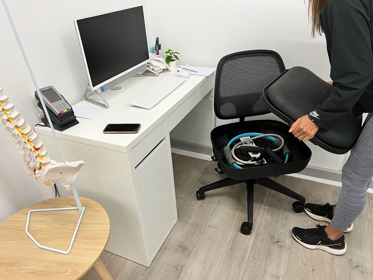 active sitting chair with compartment